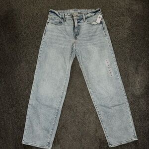 ✨✨✨SOLD✨✨✨ Old Navy women’s light Wash Straight Jeans